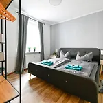 דירה Modernes Altmarkt Mit Parkplatz 4 Gaeste 55qm Waschmaschine Wlan Netflix Terrasse